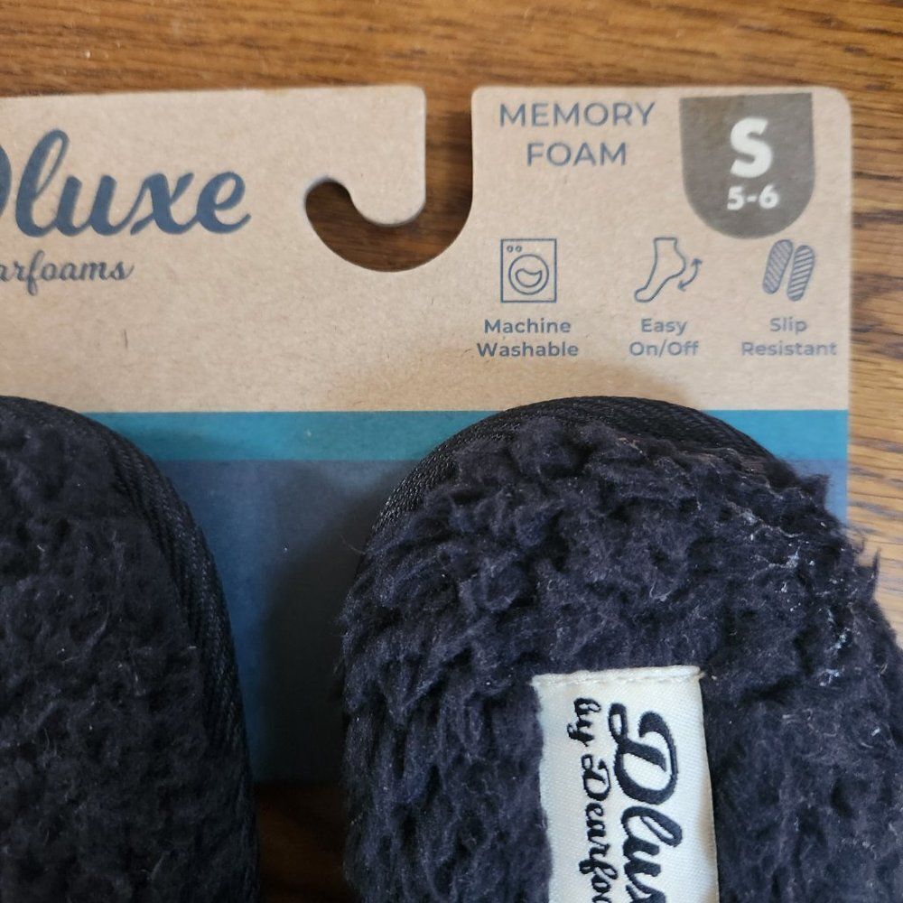 Spooky DLuxe by Dearfoam Slippers Small (5/6) - Picture 5 of 6
